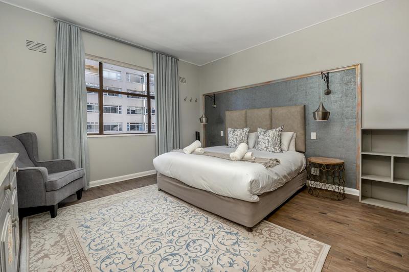 To Let 2 Bedroom Property for Rent in Sea Point Western Cape